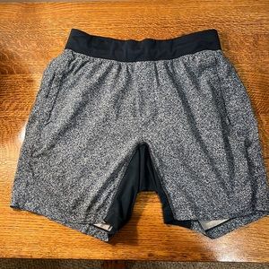 Lululemon shorts size M